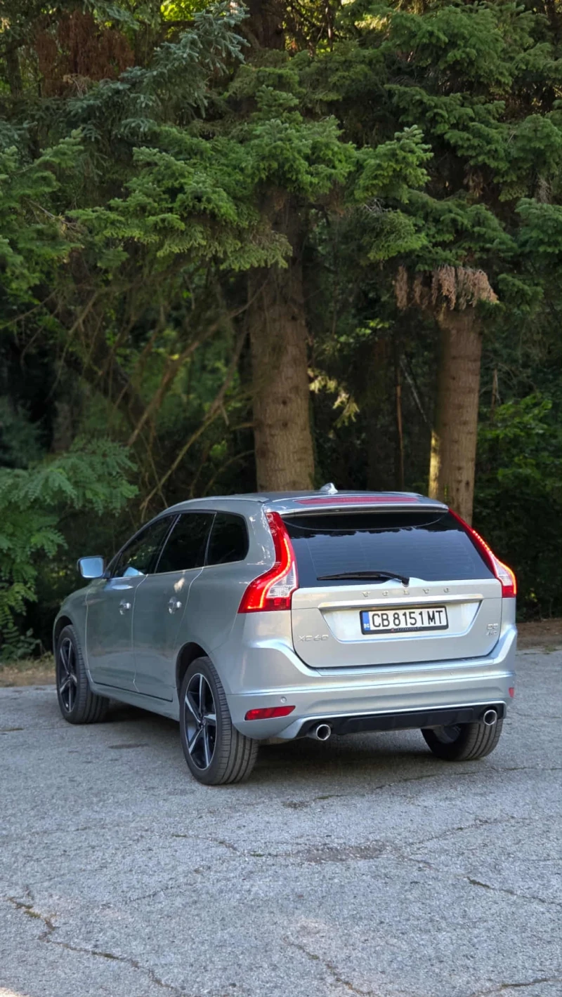 Volvo XC60 R-design , снимка 9 - Автомобили и джипове - 52346504