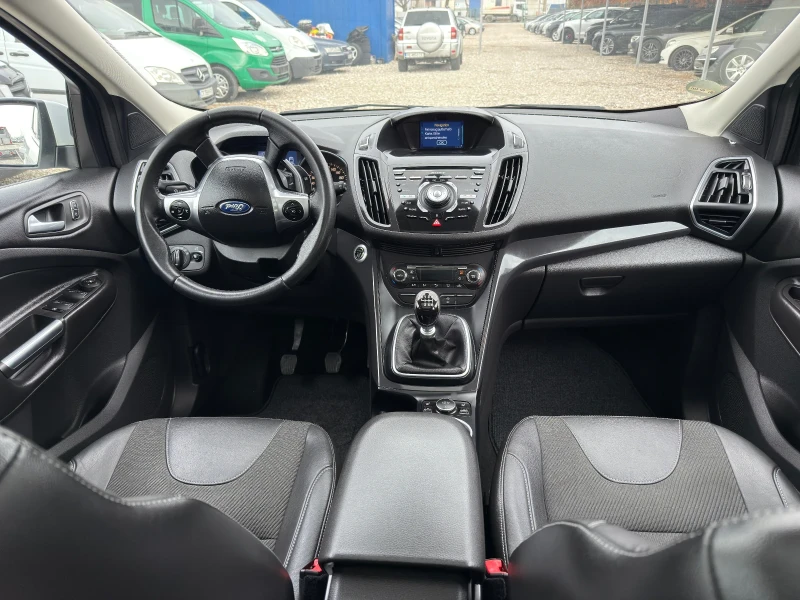 Ford Kuga 1.6 i, снимка 12 - Автомобили и джипове - 52883865