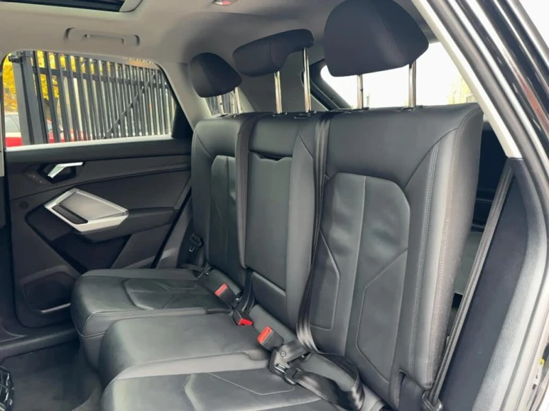 Audi Q3 45 TFSI * Komfort * АвтоКредит * (ЦЕНА ДО БГ), снимка 10 - Автомобили и джипове - 53251732