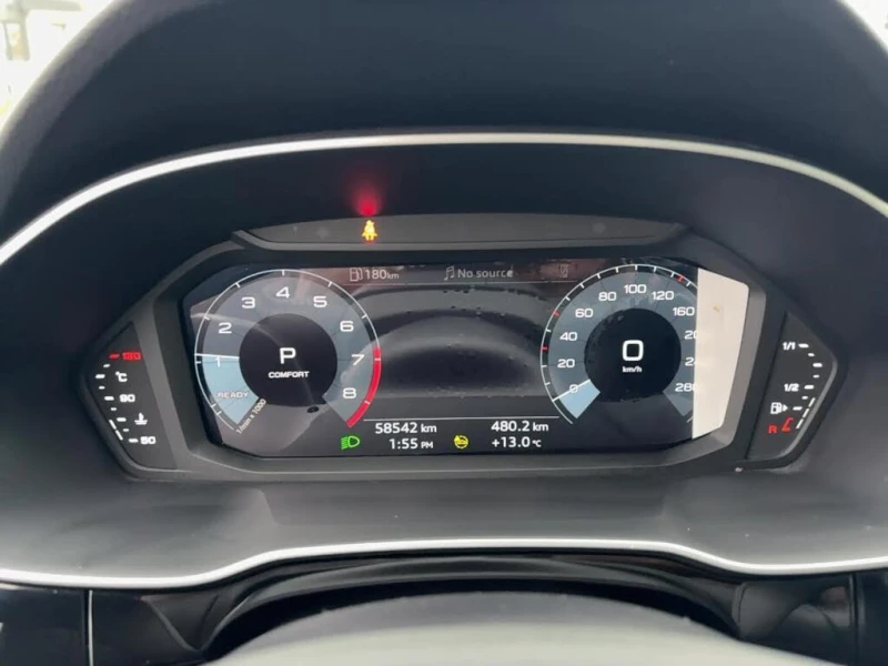 Audi Q3 45 TFSI * Komfort * АвтоКредит * (ЦЕНА ДО БГ), снимка 8 - Автомобили и джипове - 53251732