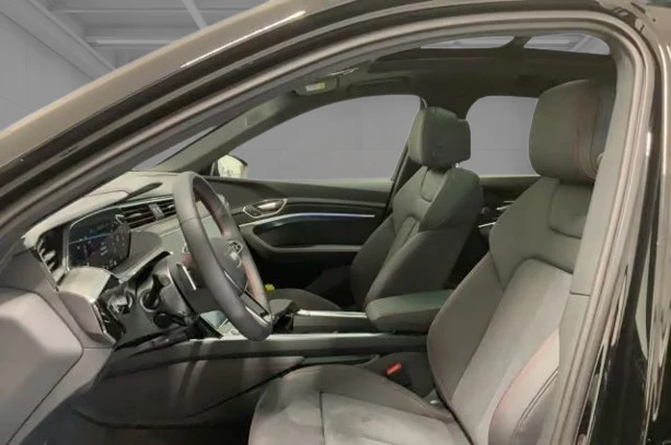 Audi Q8 e-Tron 55 = S-line = Гаранция, снимка 5 - Автомобили и джипове - 56208189