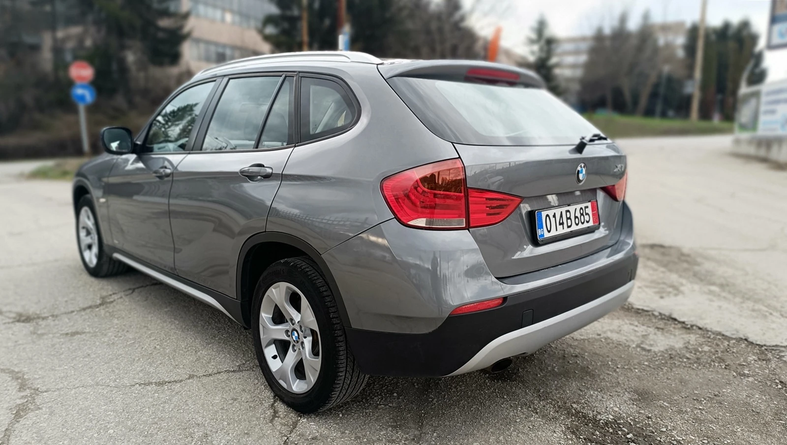 BMW X1 Xdrive 18d - изображение 3