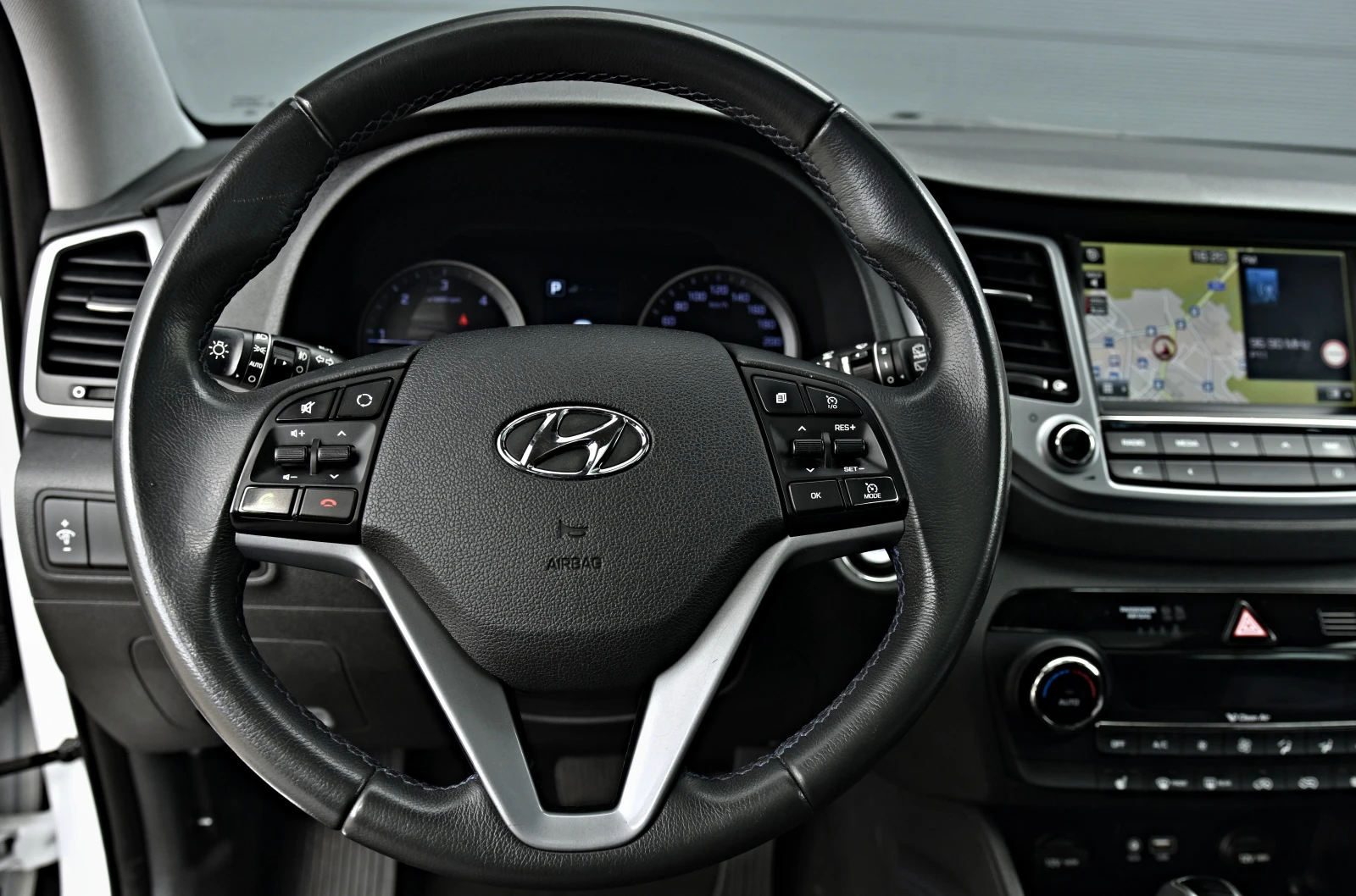 Hyundai Tucson 2.0CRDI* ��������* �������* ����* ��.������//184cv | Mobile.bg � ����������� 13