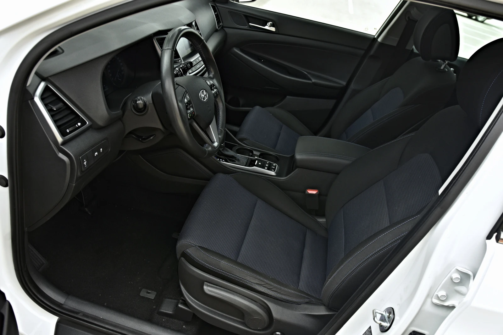 Hyundai Tucson 2.0CRDI* ��������* �������* ����* ��.������//184cv | Mobile.bg � ����������� 11