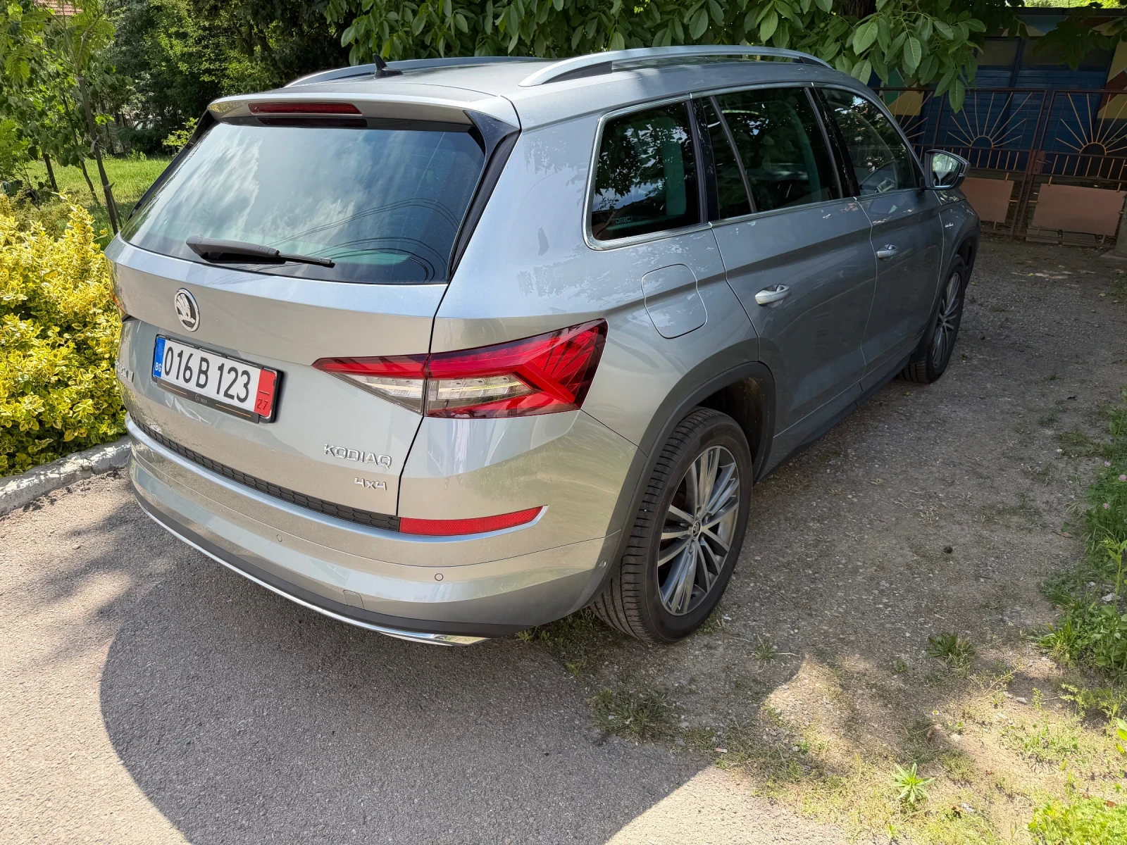 Skoda Kodiaq L&K 2.0tdi 4x4 190hp , кожа, обдухване, печка, снимка 4 - Автомобили и джипове - 54884570