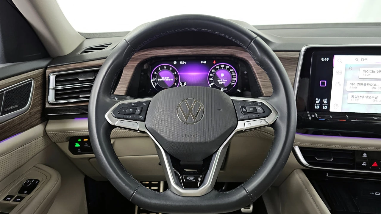 VW Atlas R-LINE| | HUD| 360| ПАНО| ПОДГРЕВ| ОБДУХВАНЕ, снимка 12 - Автомобили и джипове - 54955321