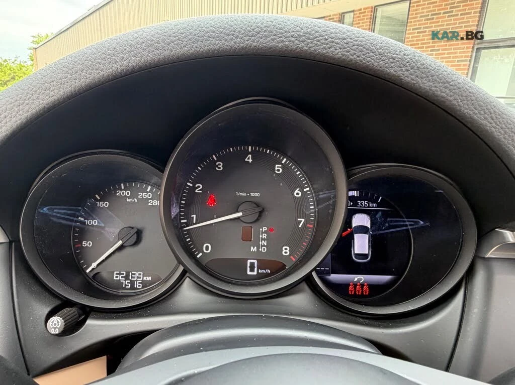 Porsche Macan * AWD * PANORAMA * Автокредит * (Цена до България), снимка 11 - Автомобили и джипове - 55302448