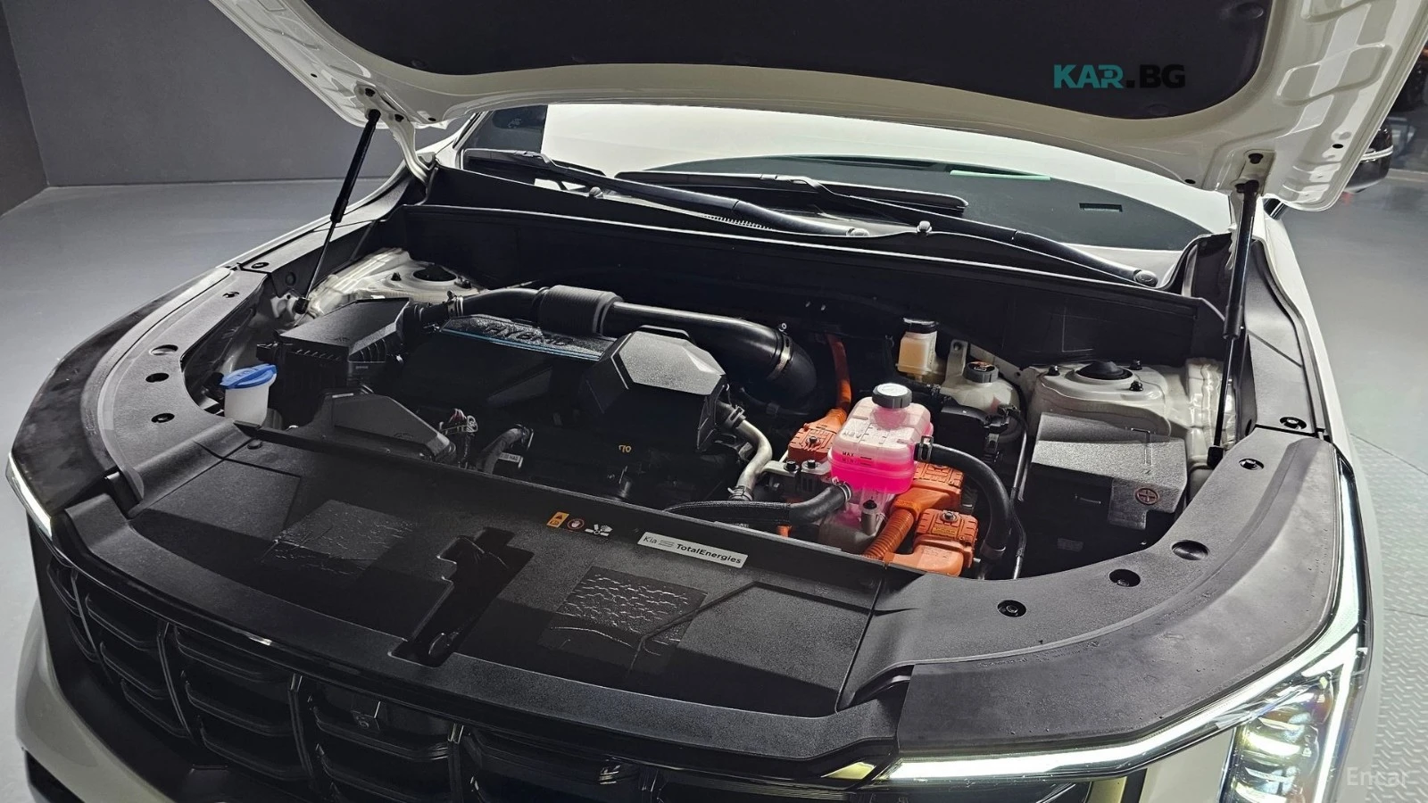 Kia Sorento GRAVITY/HEV-1.6/DRIVE-ASSISTS/PANOROOF, снимка 17 - Автомобили и джипове - 55315609