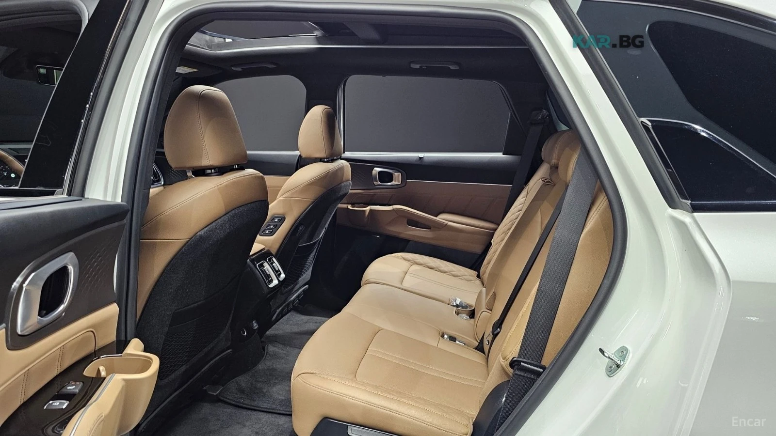 Kia Sorento GRAVITY/HEV-1.6/DRIVE-ASSISTS/PANOROOF, снимка 16 - Автомобили и джипове - 55315609