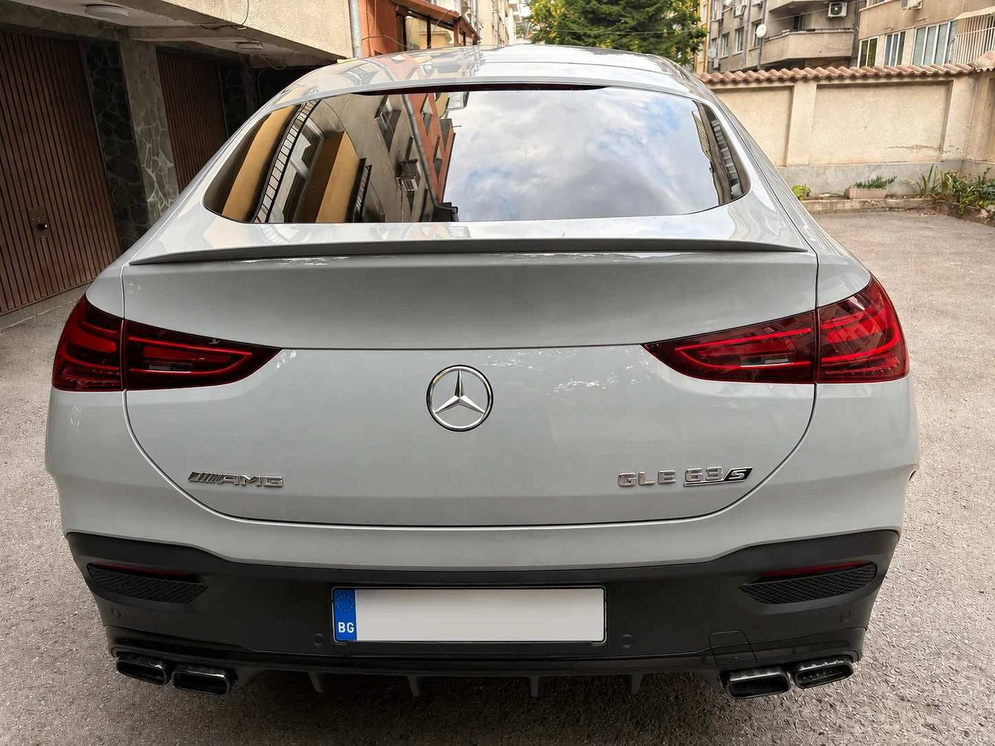 Mercedes-Benz GLE 63 S AMG, снимка 2 - Автомобили и джипове - 55895718