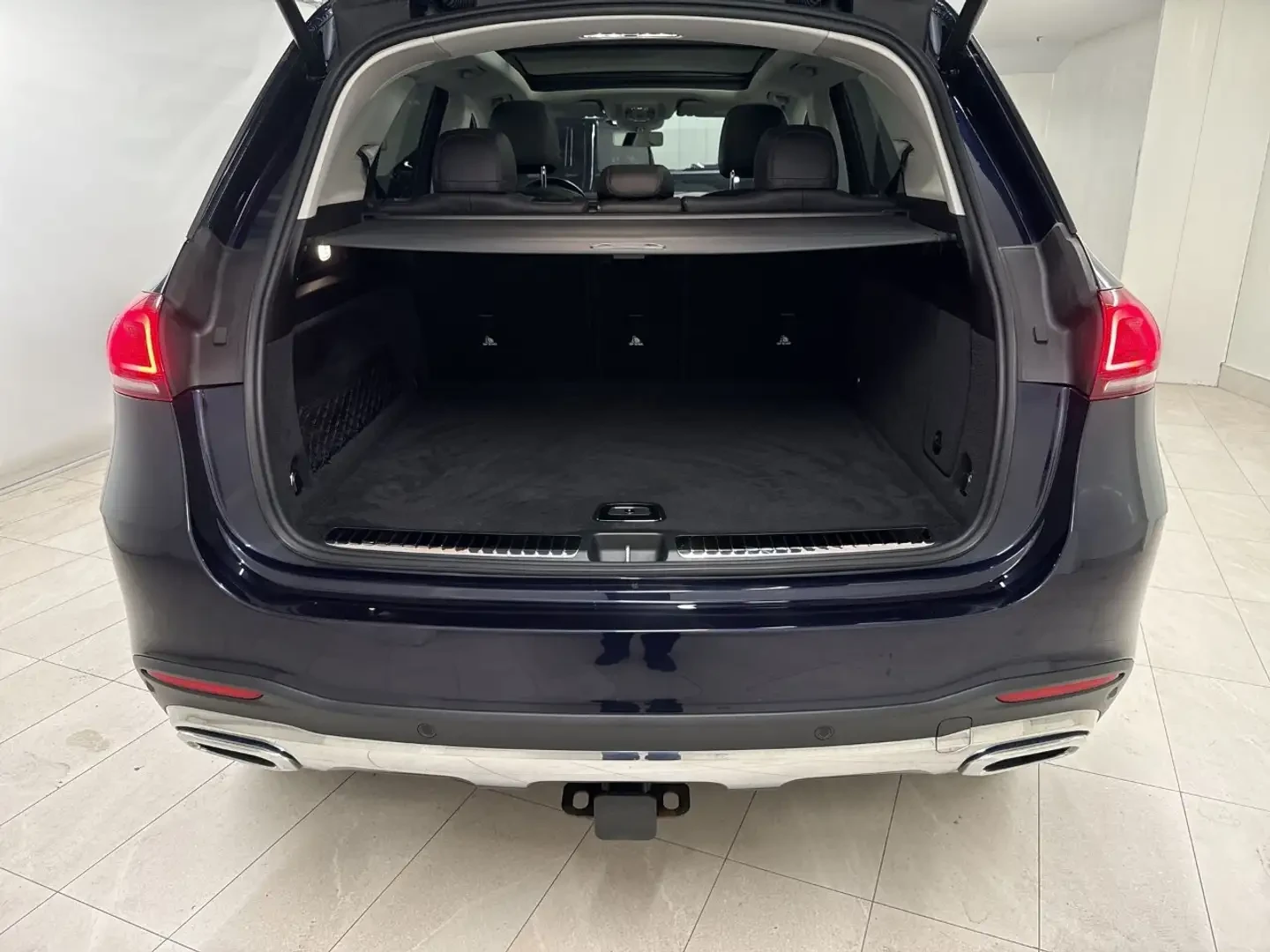 Mercedes-Benz GLE 350 4Matic AMG PACK * BURM * ПАНО * КАМЕРА * М. ТОЧКА, снимка 8 - Автомобили и джипове - 55936352