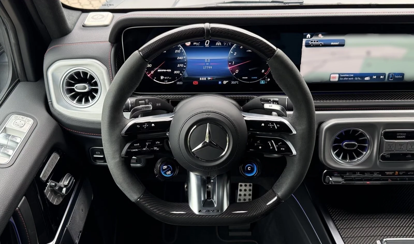 Mercedes-Benz G 63 AMG MANUFAKTUR / CARBON / NIGHT / BURM / EXCLUSIVE /, снимка 11 - Автомобили и джипове - 55977440