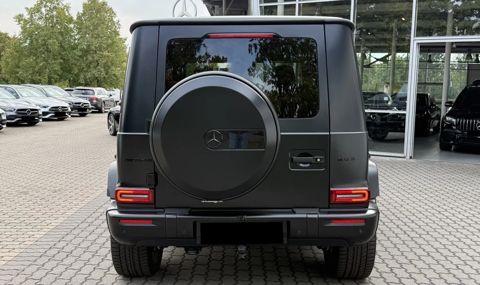 Mercedes-Benz G 63 AMG MANUFAKTUR / CARBON / NIGHT / BURM / EXCLUSIVE /, снимка 5 - Автомобили и джипове - 55977440
