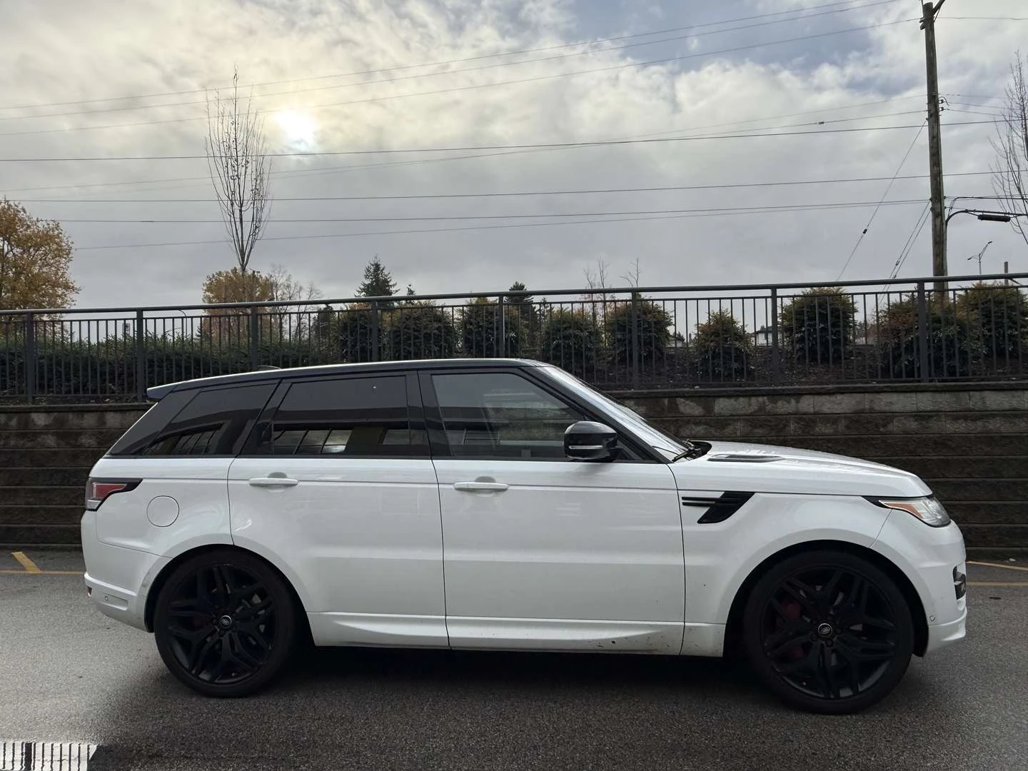 Land Rover Range Rover Sport, снимка 2 - Автомобили и джипове - 56020870