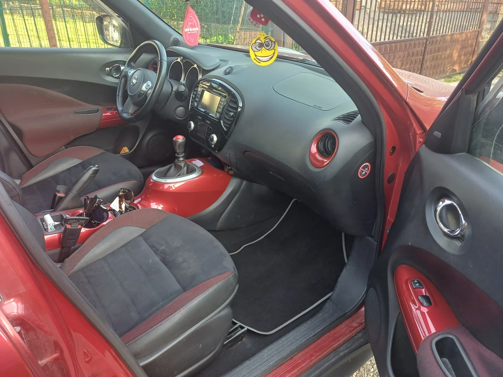 Nissan Juke, снимка 5 - Автомобили и джипове - 56240777
