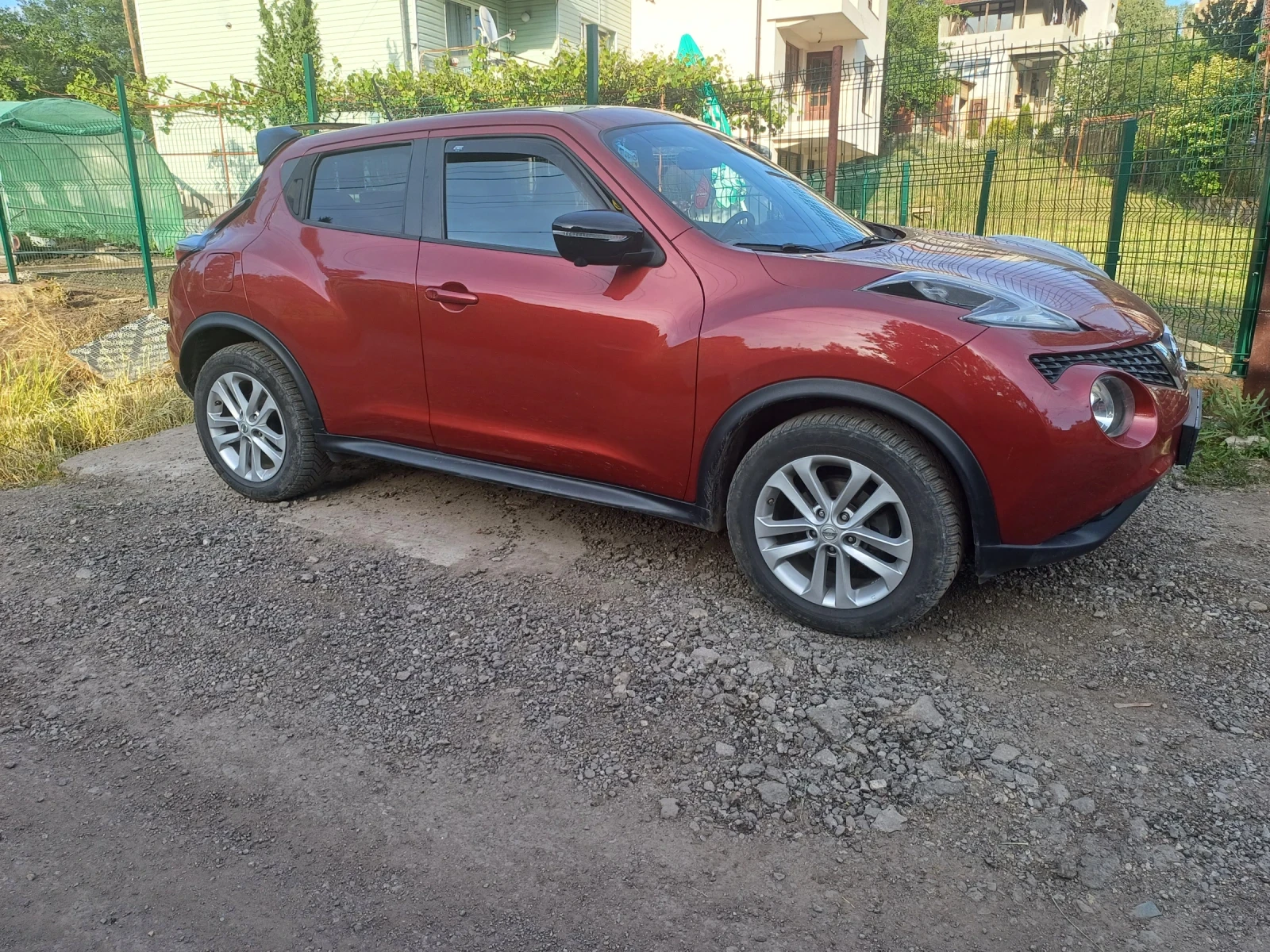 Nissan Juke, снимка 2 - Автомобили и джипове - 56240777