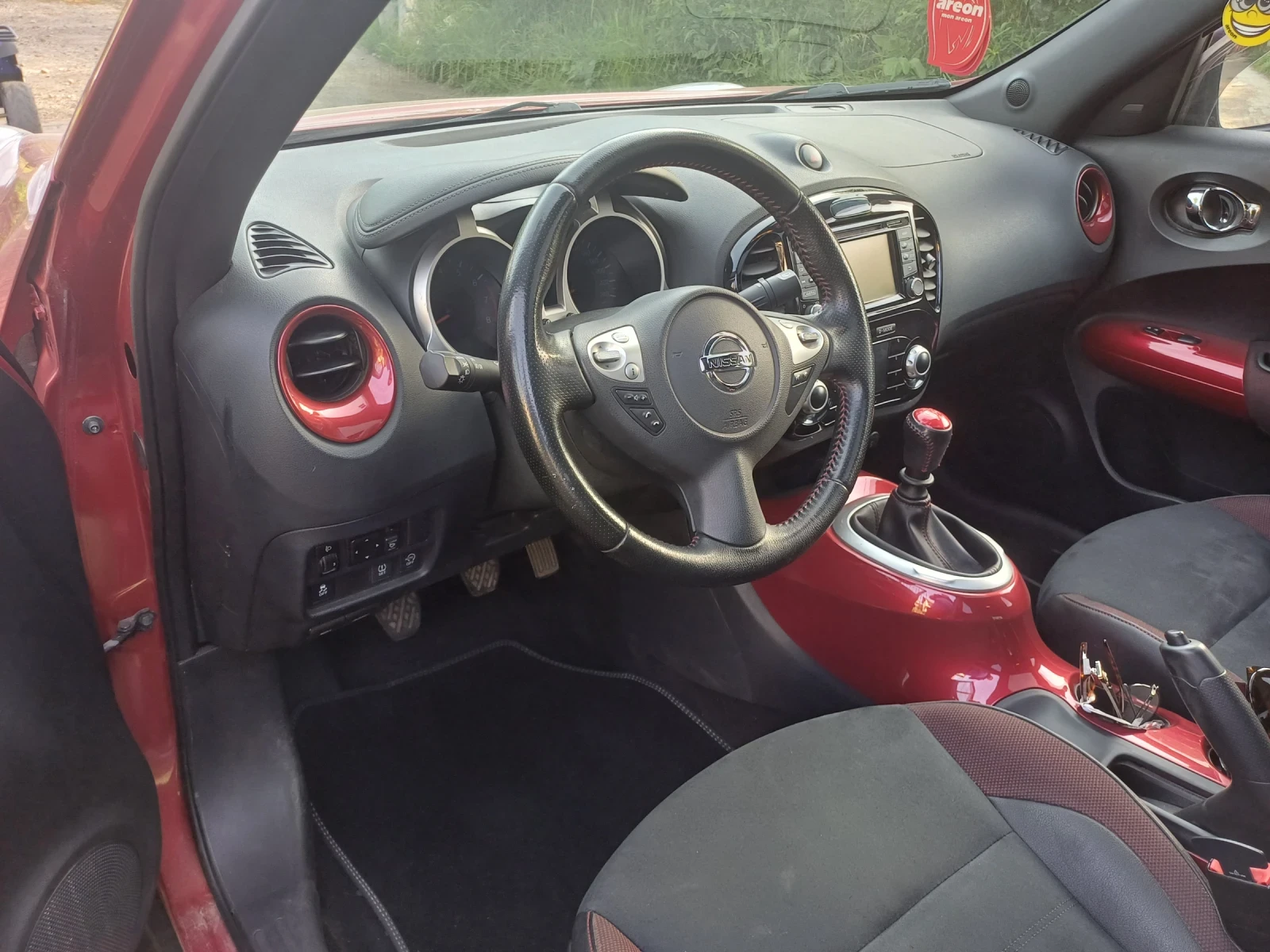Nissan Juke, снимка 7 - Автомобили и джипове - 56240777