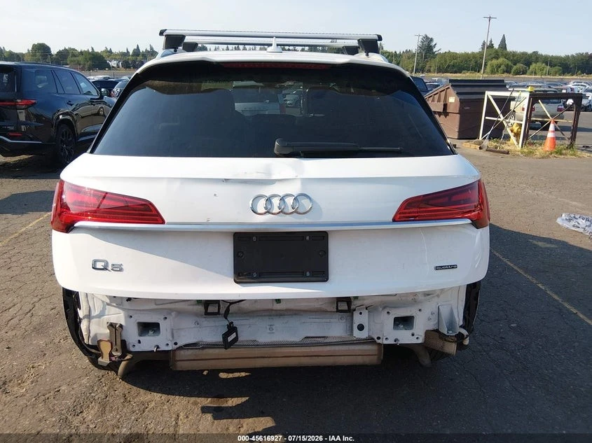 Audi Q5 55TFSI E* DISTRONIC* ПОДГРЕВ* , снимка 8 - Автомобили и джипове - 56735725
