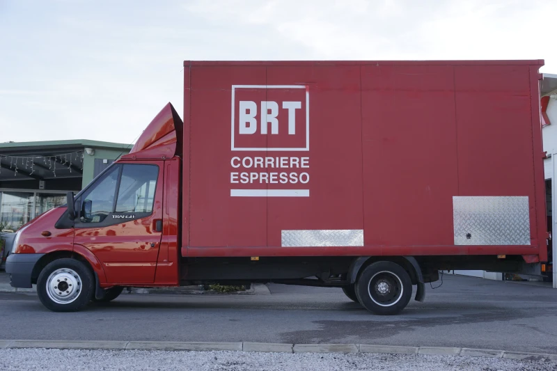 Ford Transit 350/2.4TDCi/Въздушно Окачване, снимка 4 - Бусове и автобуси - 52277423