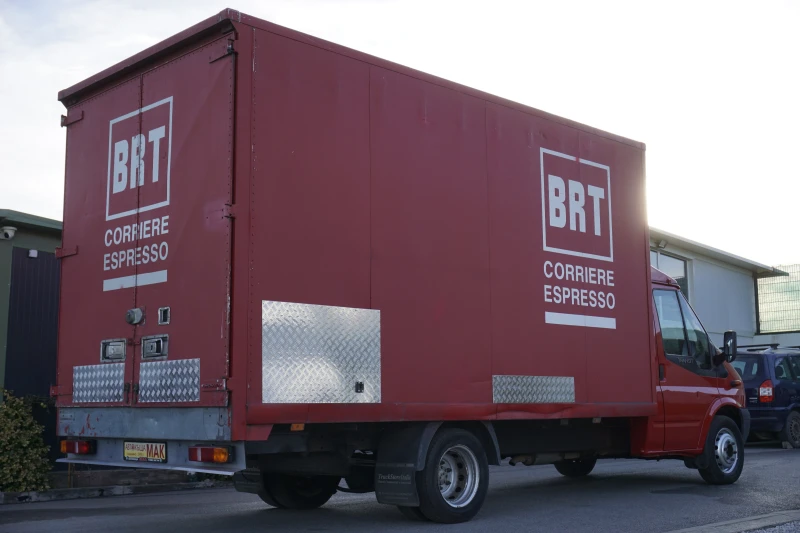 Ford Transit 350/2.4TDCi/Въздушно Окачване, снимка 7 - Бусове и автобуси - 52277423