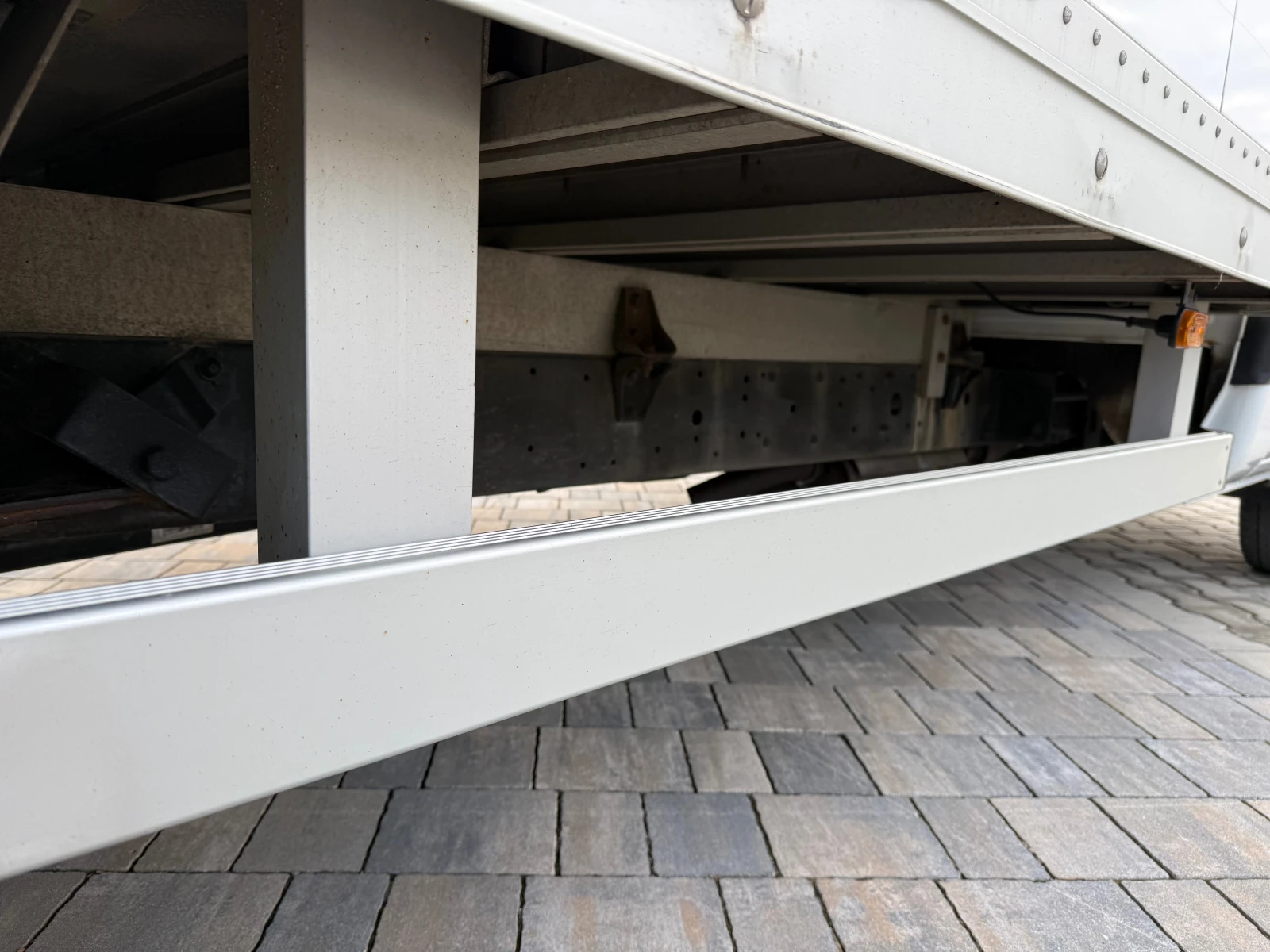 Iveco Daily 50C17* 3.0HPI* П.БОРД* 3.5Т* Б-Кат* , снимка 7 - Бусове и автобуси - 53829810