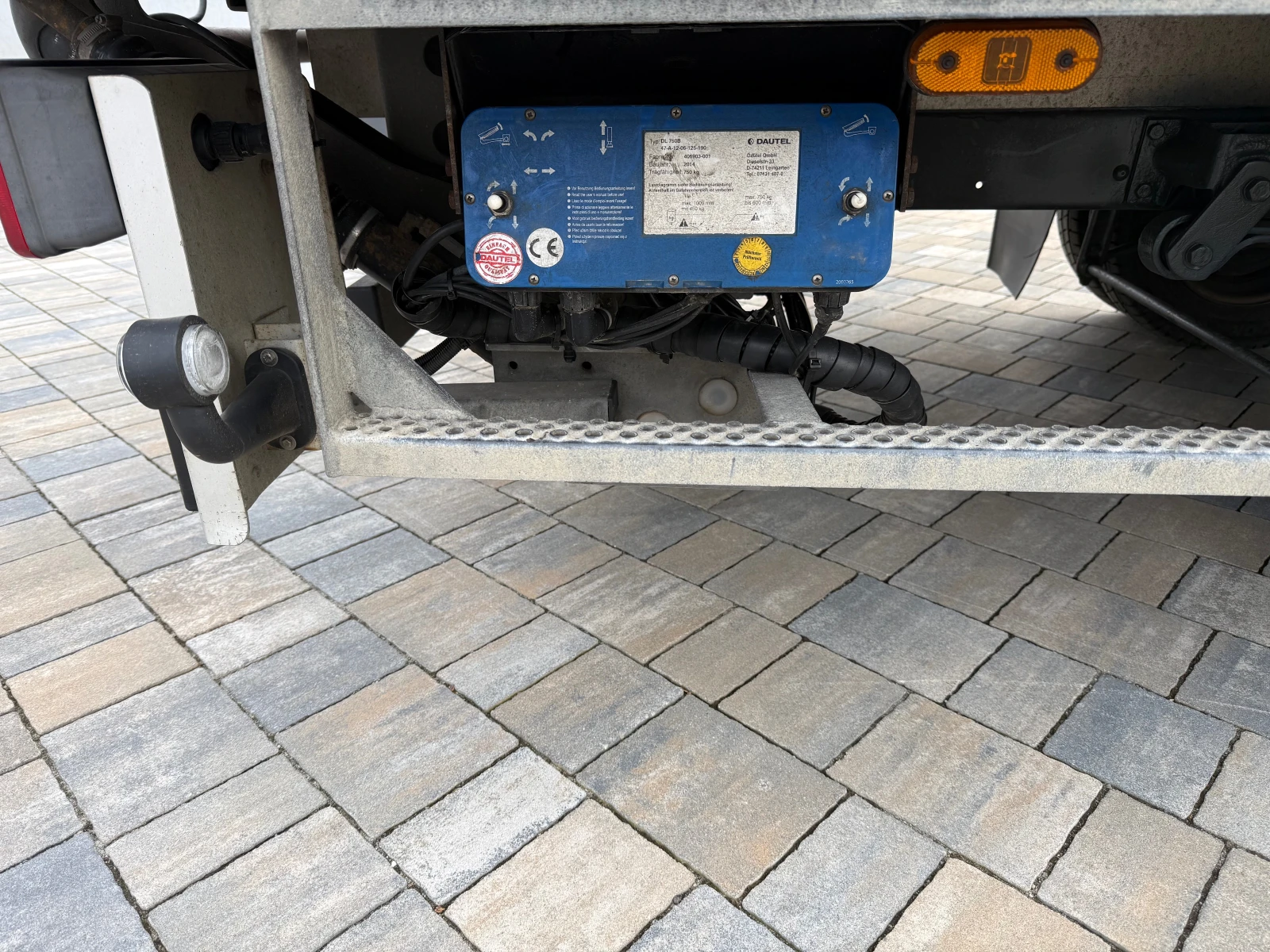 Iveco Daily 50C17* 3.0HPI* П.БОРД* 3.5Т* Б-Кат* , снимка 17 - Бусове и автобуси - 53829810