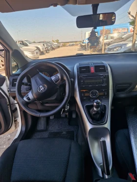 Toyota Auris 1.6, снимка 10