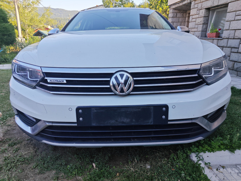 VW Passat Alltrack 4x4 2.0TDI 190к.с Автоматик, снимка 6 - Автомобили и джипове - 46654247