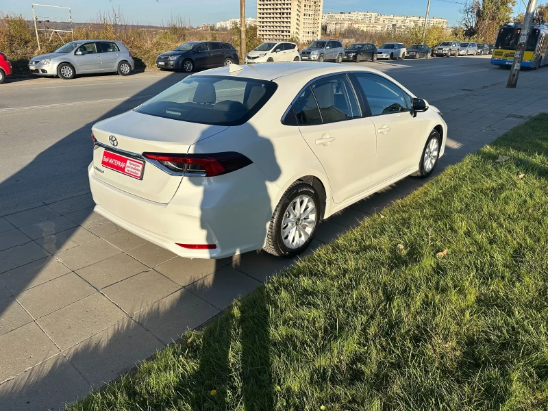 Toyota Corolla 1.6 6МТ Executive, снимка 6 - Автомобили и джипове - 48014116