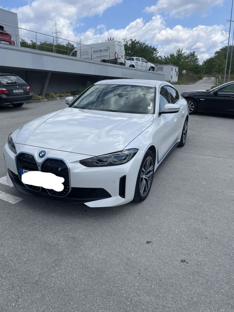 BMW i4, снимка 1 - Автомобили и джипове - 48332407