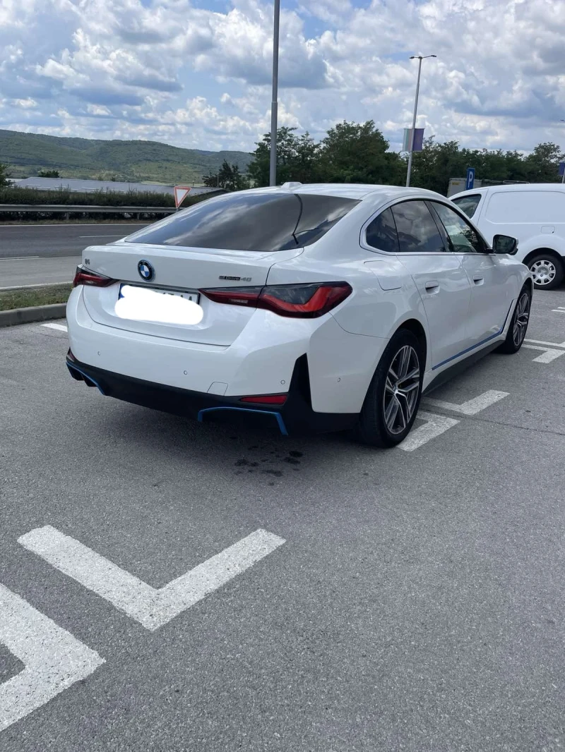 BMW i4, снимка 5 - Автомобили и джипове - 48332407