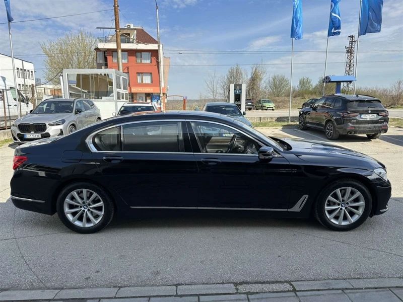 BMW 730 xDrive Sedan, снимка 15 - Автомобили и джипове - 49595381