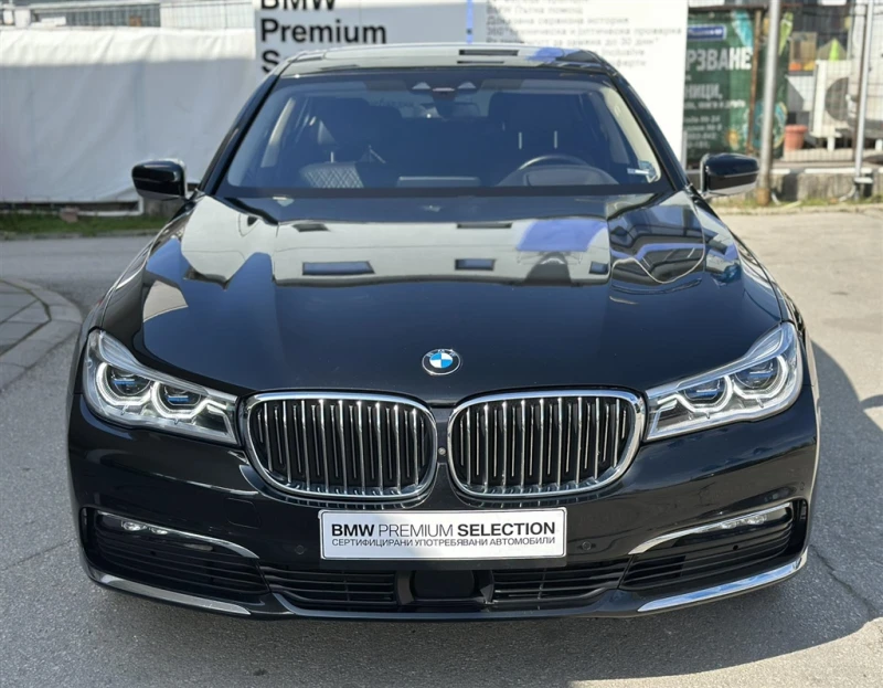 BMW 730 xDrive Sedan, снимка 14 - Автомобили и джипове - 49595381