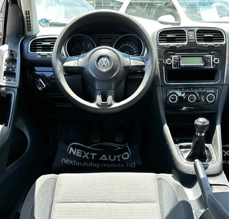 VW Golf 1.6i 102HP, снимка 11 - Автомобили и джипове - 50524812