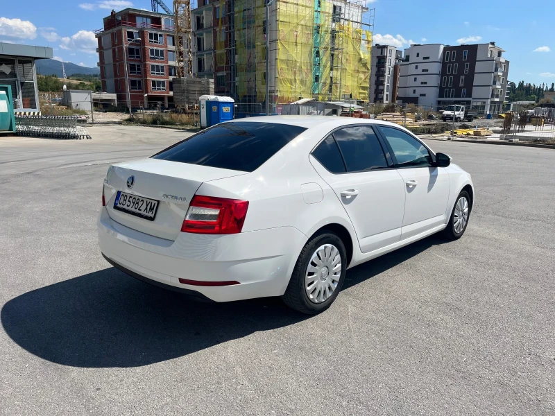 Skoda Octavia, снимка 3 - Автомобили и джипове - 52697784