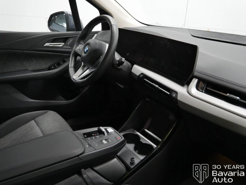 BMW 218 i Active Tourer Steptronic, снимка 7 - Автомобили и джипове - 52726786
