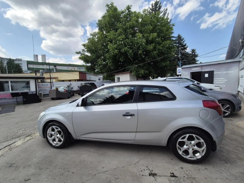 Kia Ceed, снимка 14 - Автомобили и джипове - 52940436