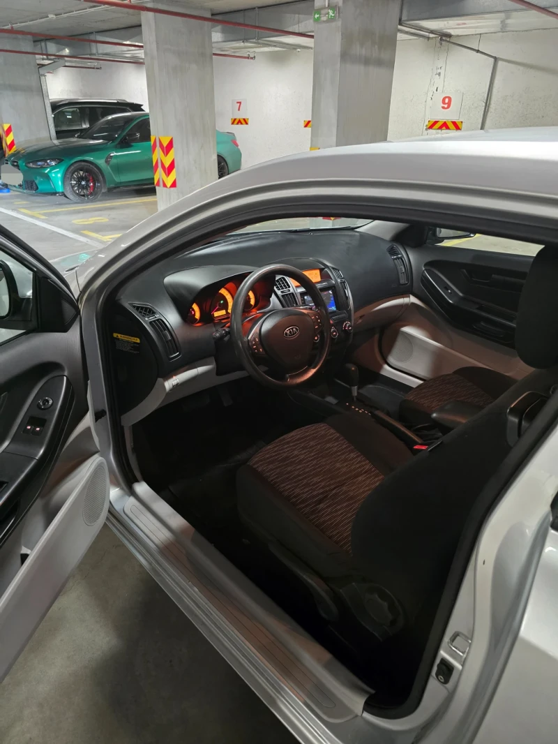 Kia Ceed, снимка 12 - Автомобили и джипове - 52940436