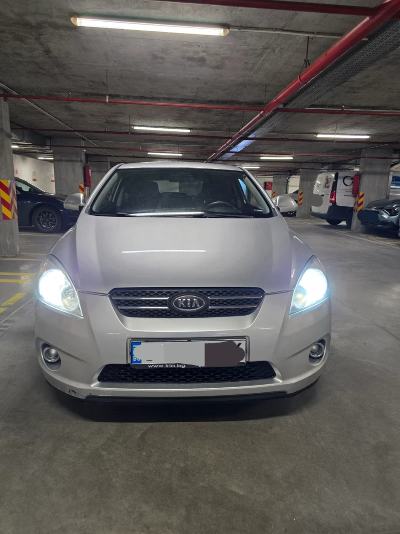 Kia Ceed, снимка 10 - Автомобили и джипове - 52940436