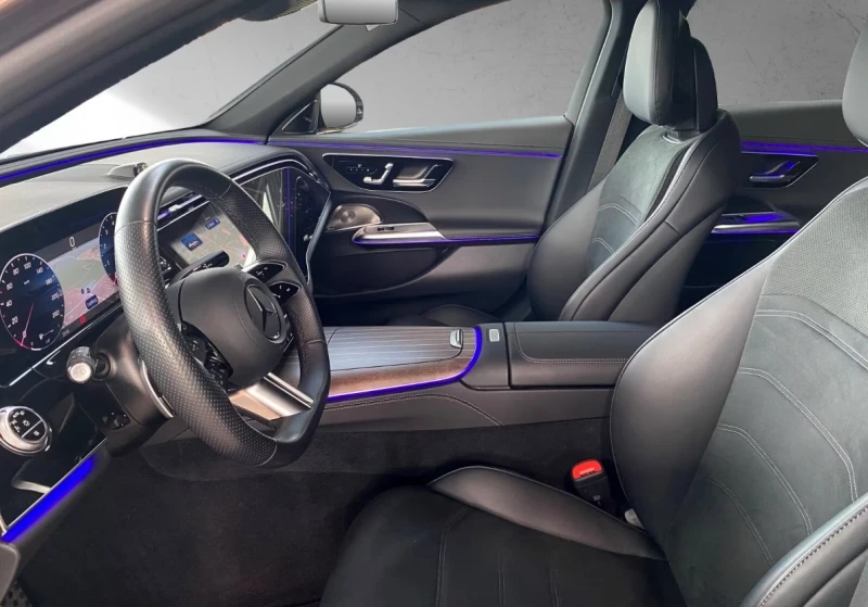 Mercedes-Benz E 450 4Matic* HYPERSCREEN* Burmester* AMG* Digital Light, снимка 6 - Автомобили и джипове - 53273755