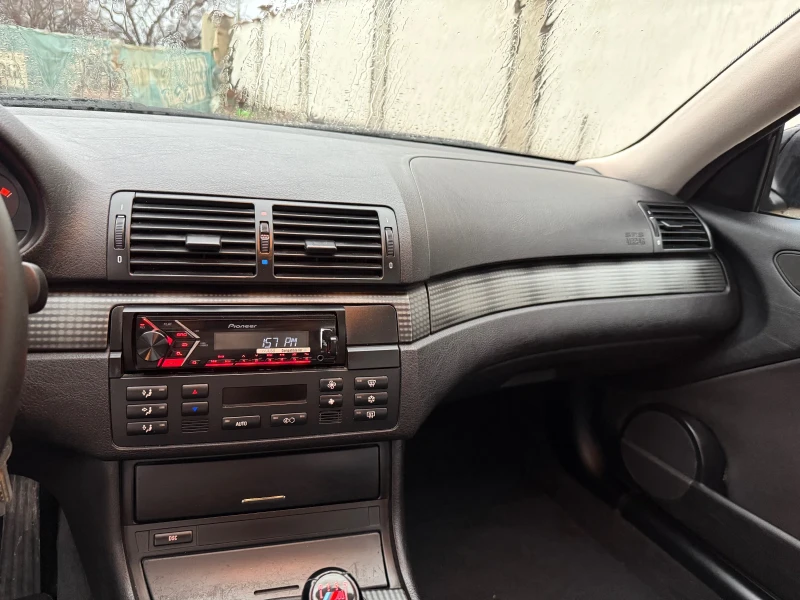 BMW 320 Face Lift, снимка 11 - Автомобили и джипове - 53469796