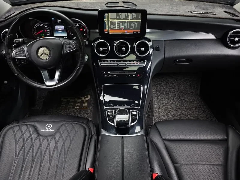 Mercedes-Benz C 220 D Avantgarde, снимка 7 - Автомобили и джипове - 55653960