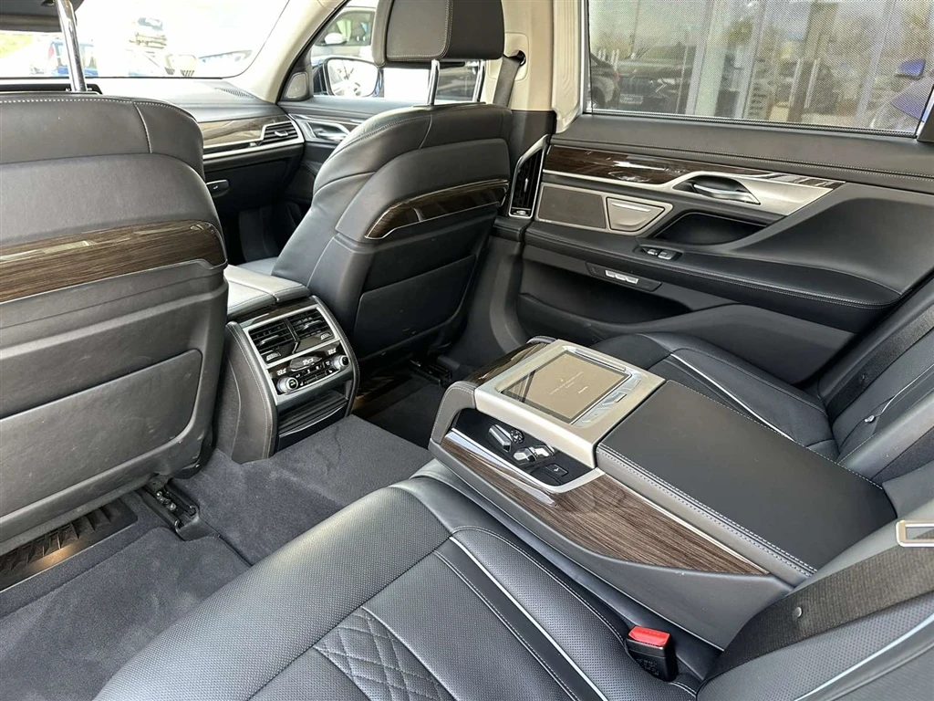 BMW 730 xDrive Sedan | Mobile.bg   11