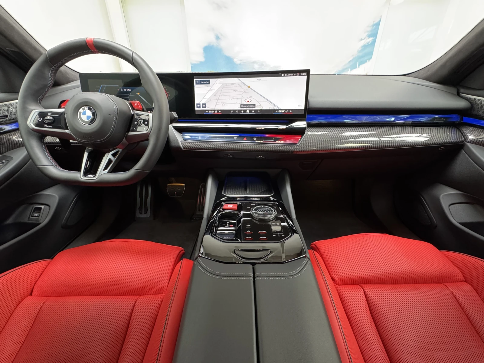 BMW M5 xDrive Carbon B&W  - изображение 7