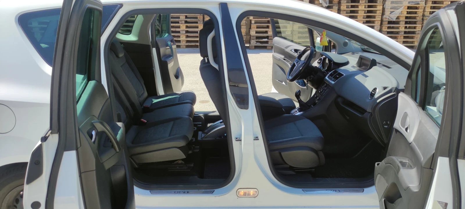 Opel Meriva 1.4i - изображение 7