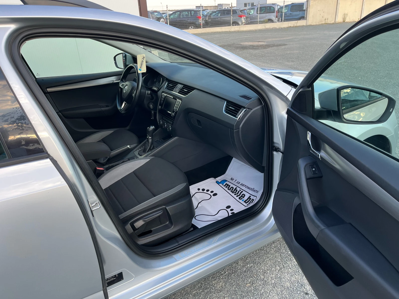 Skoda Octavia 2.0TDI-150к.с.-Автоматик - изображение 7