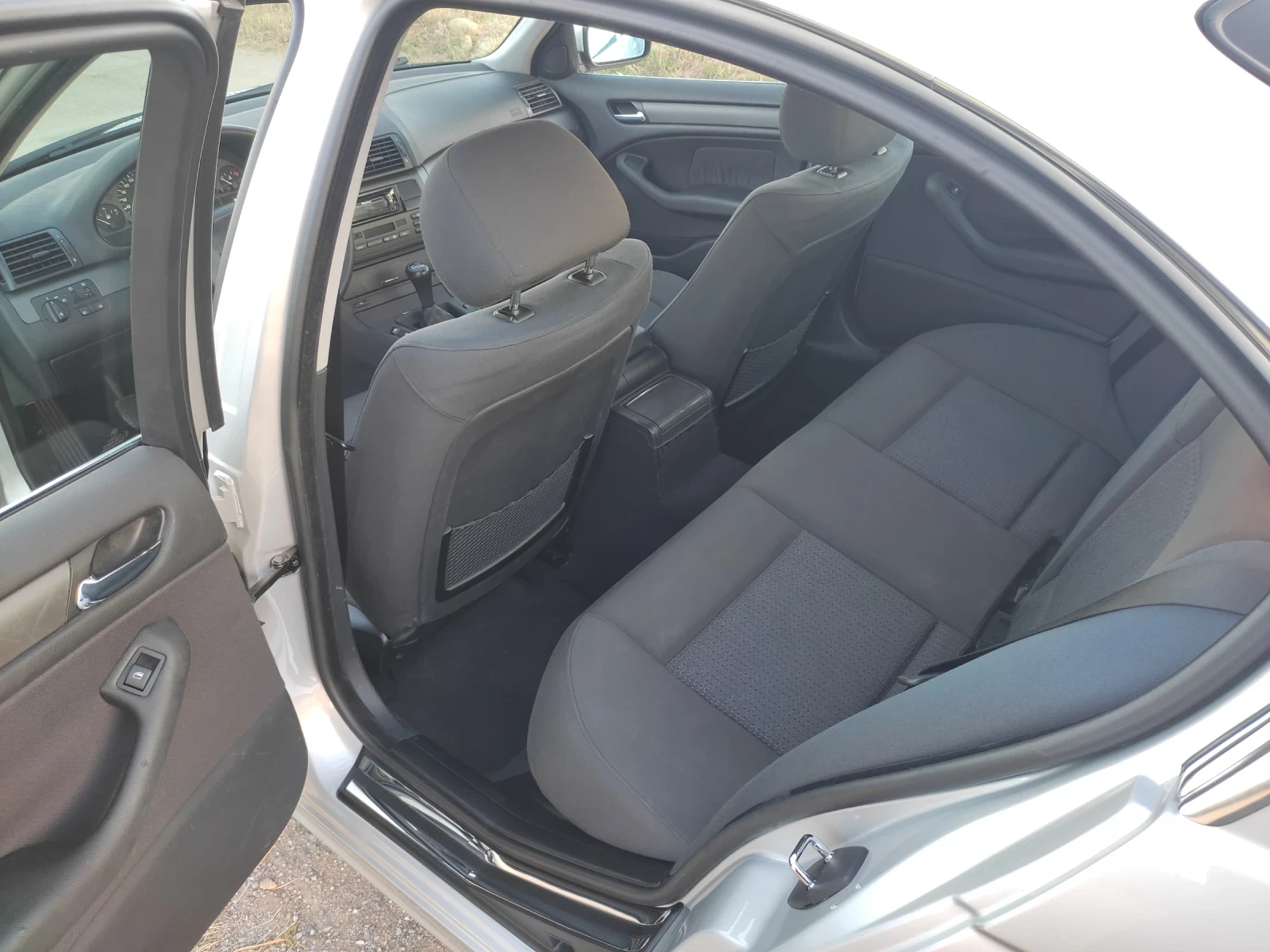 BMW 320 | Mobile.bg   11