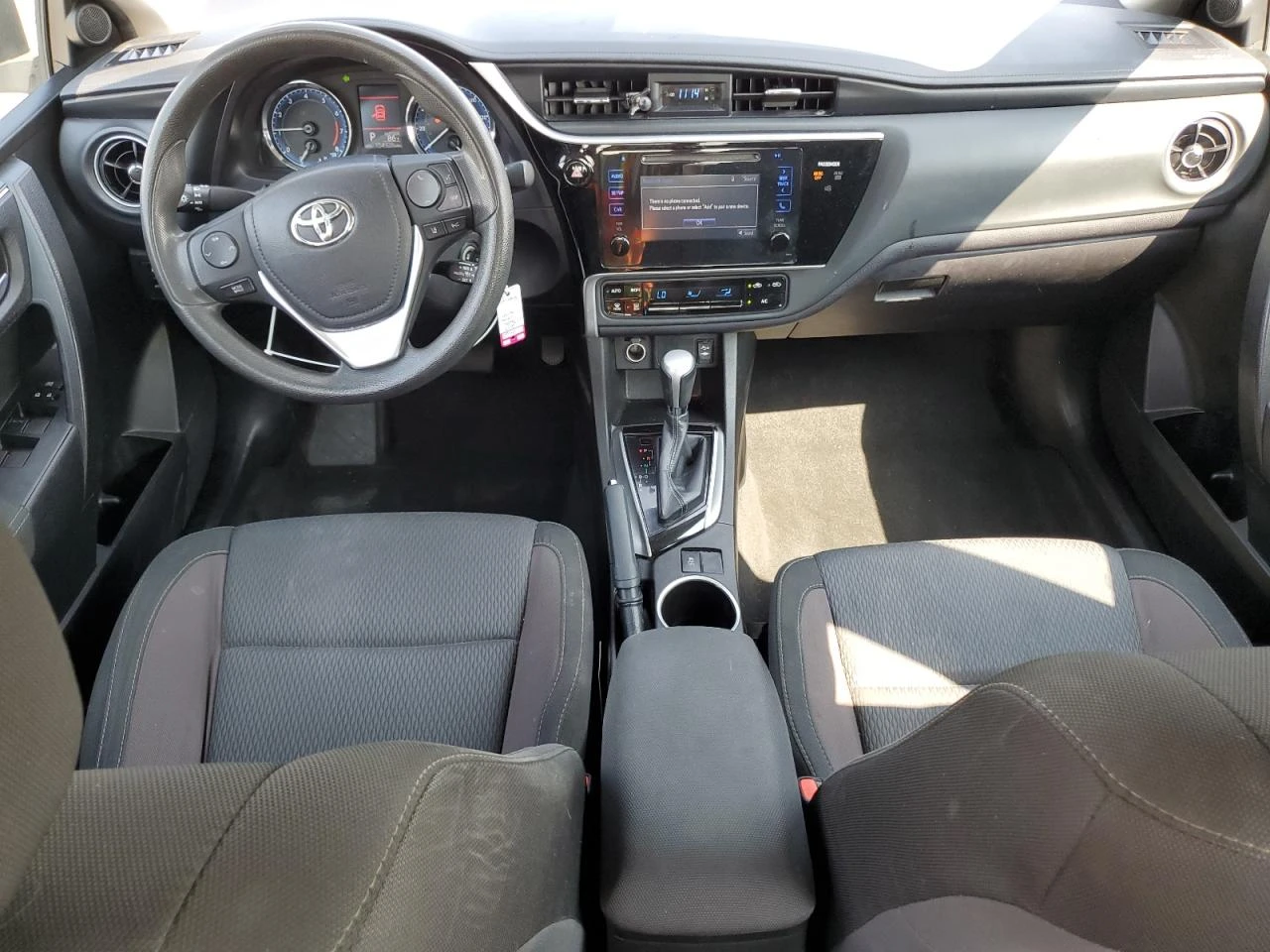 Toyota Corolla 1.8* L  | Mobile.bg   7