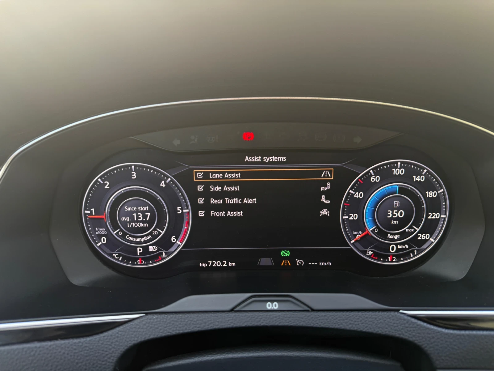 VW Passat 2.0BiTdi, снимка 11 - Автомобили и джипове - 53801668