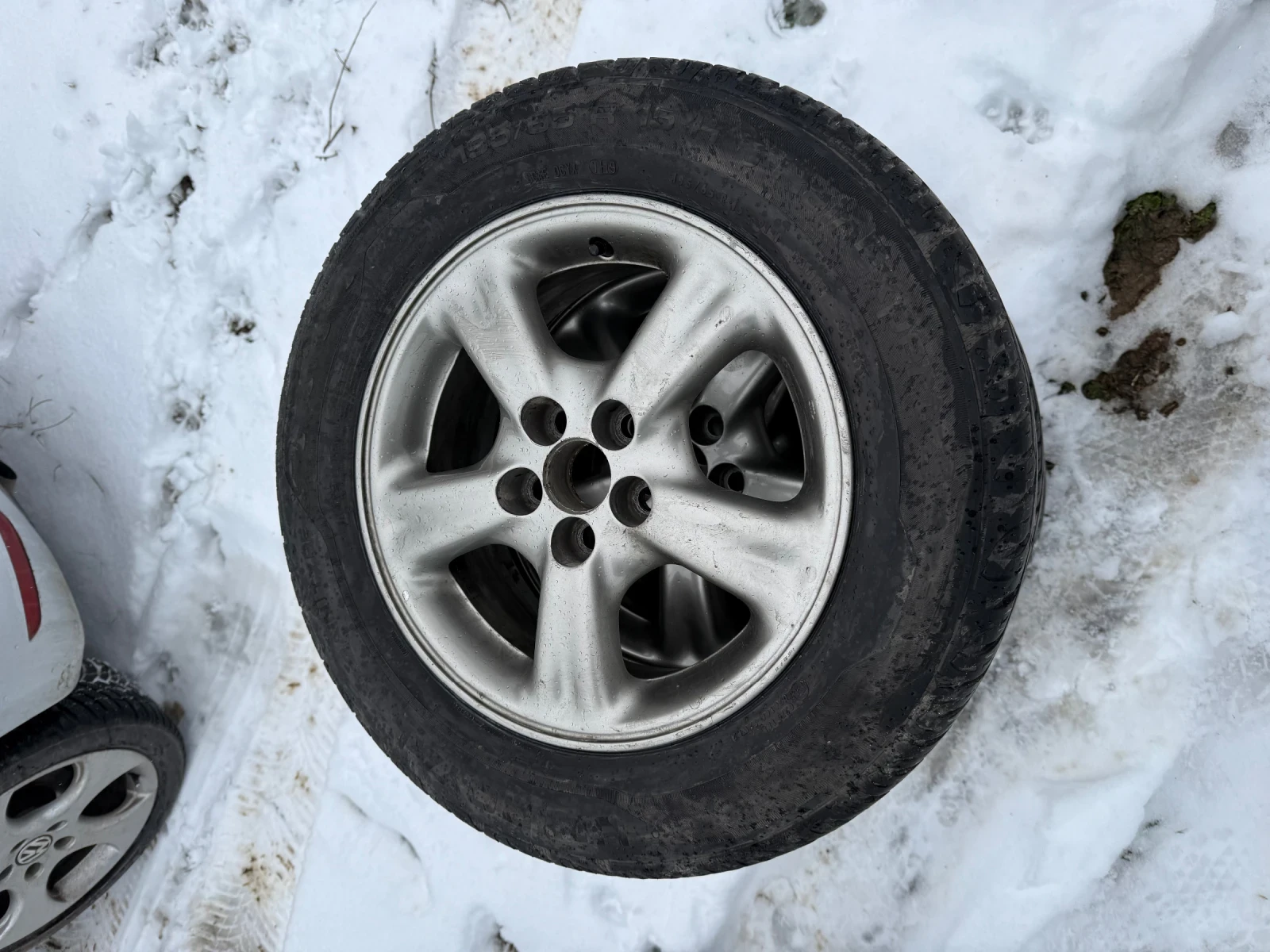 Toyota Avensis 2.0 D-4D, снимка 3 - Автомобили и джипове - 53904035